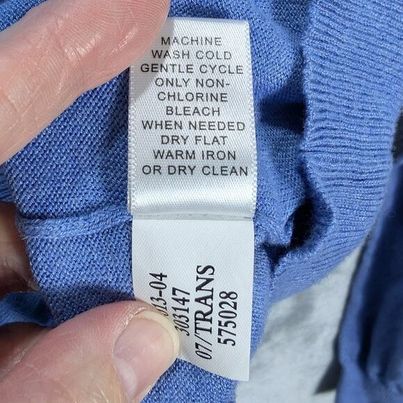 Banana Republic Sweater Mens Medium V Neck Blue Silk Cotton Cashmere Preppy - Picture 7 of 8